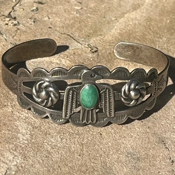 Vintage Navajo Thunderbird Totem Silver/Turquoise artist Signed Cuff Bracelet